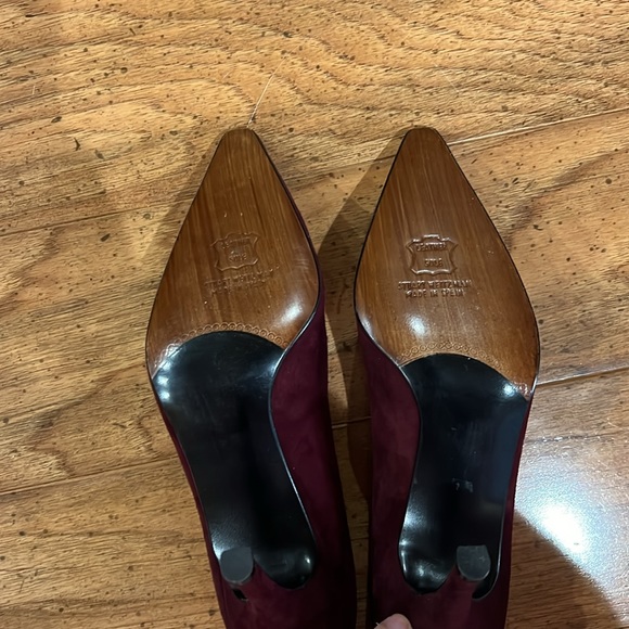 Stuart Weitzman RED Genuine Suede Mini Wedged Heels Size 10  NWOT Stuart Weitzman Suede Maroon Heels
